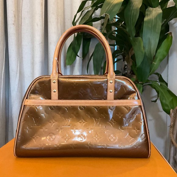 Louis Vuitton Handbags - 👛  AUTHENTIC LOUIS VUITTON TOMPKINS SQUARE BROWN VERNIS